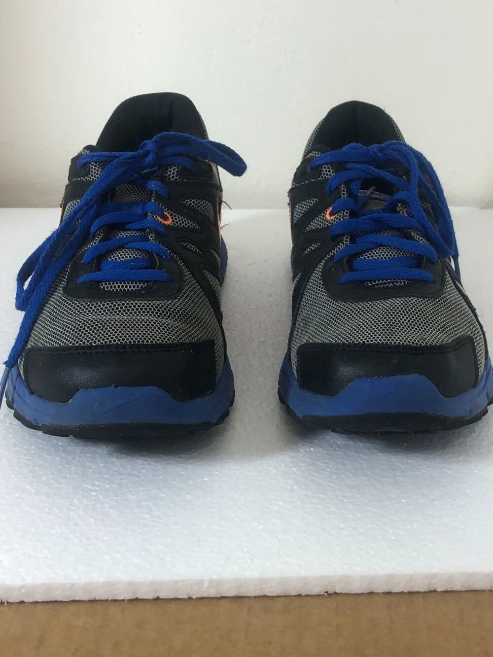 NIKE REVOLUTION 2  Blue BLACK ORANGE SWOOSH Size 6 Youth - Picture 12 of 14
